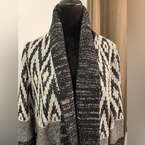 Lucky Brand Cardigan - Picture 2 of 5